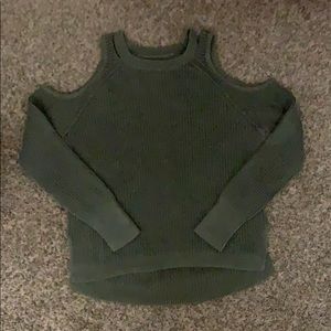 Shoulder cut out sweater
